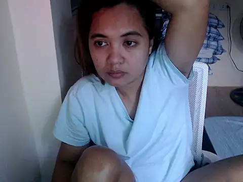 xTheLastVIRGINx webcam