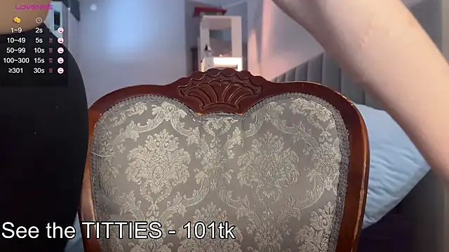 emily_is_here_ webcam