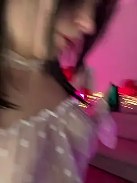 YourLittleDevil webcam