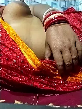 bhabi_open_nshow webcam