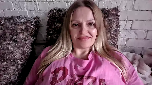 Angel_girllovemy webcam