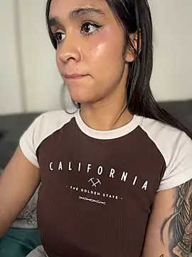 Isabella-Teen webcam