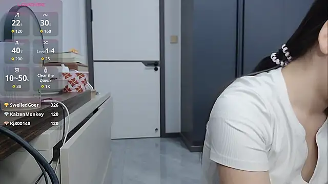 美女luckckcj在线直播