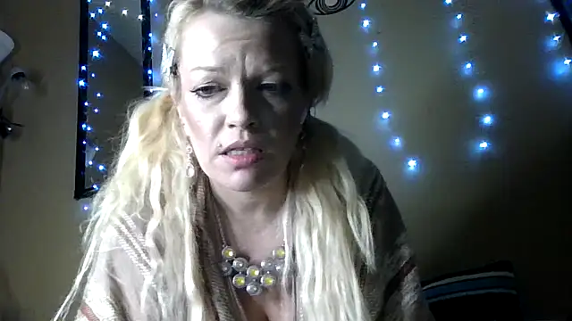 marilyn420 webcam