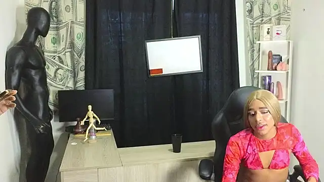 Playboy_trans0 webcam