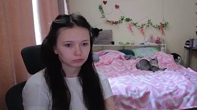 boozekirs_ - Boozekirs_'s free webcam - UK Sex Cams