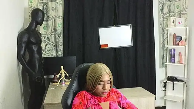 Playboy_trans0 webcam