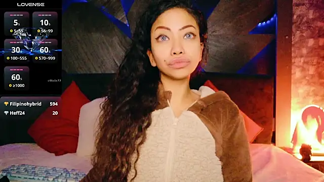 elyaquinn - ElyaQuinn's free webcam