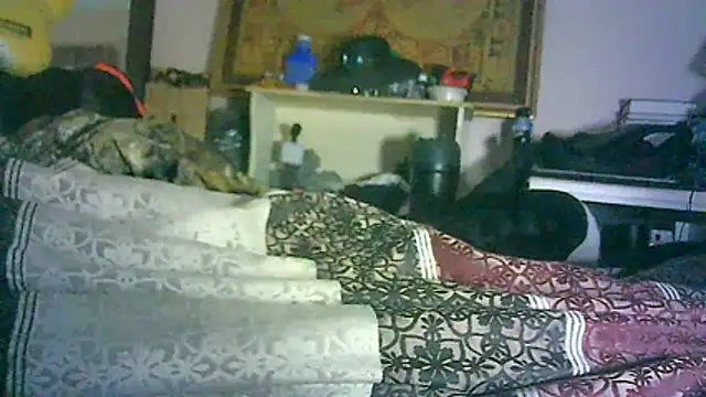 ON3YOULLN3VER_FIR3 webcam