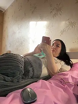 Naughtbaby_2025 webcam