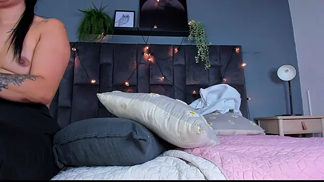 DulceAurora__ webcam