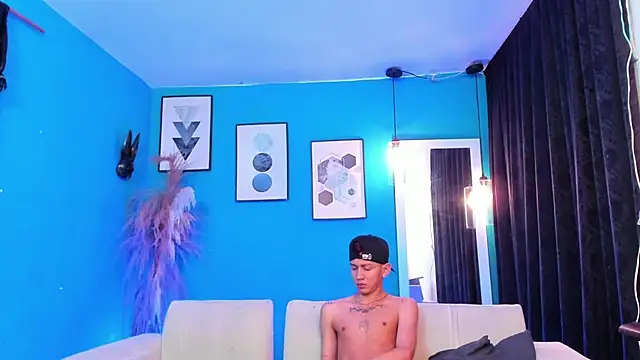 Marcus_and_Tony webcam