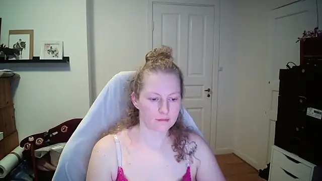 Girlnina-1995 webcam