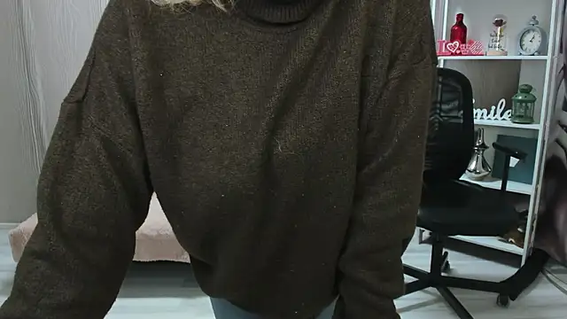 Cassandra_Hotty webcam