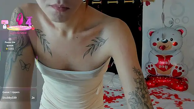 Nicol_TransGirl webcam