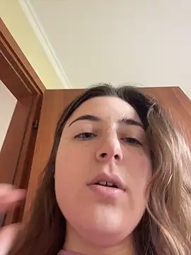 kate_nicepops999114 webcam