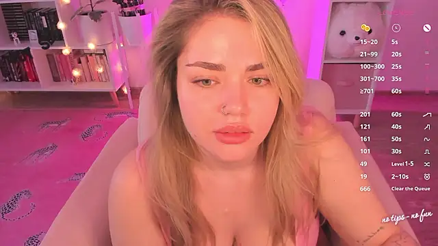 pussy-kattt webcam