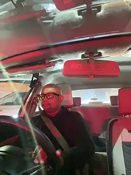 Dick_6inches_Delhi webcam