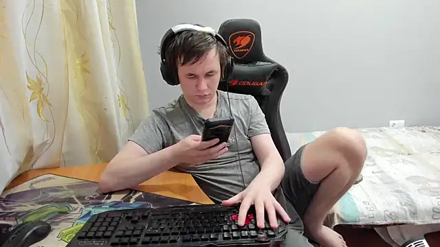 iliaskrislove webcam