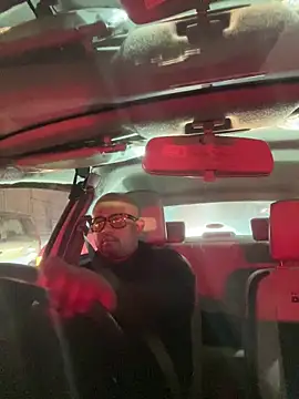 Dick_6inches_Delhi webcam