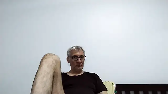 BIGUNCUTHARDCOCK webcam