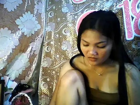PinaySkinnyJust18 webcam