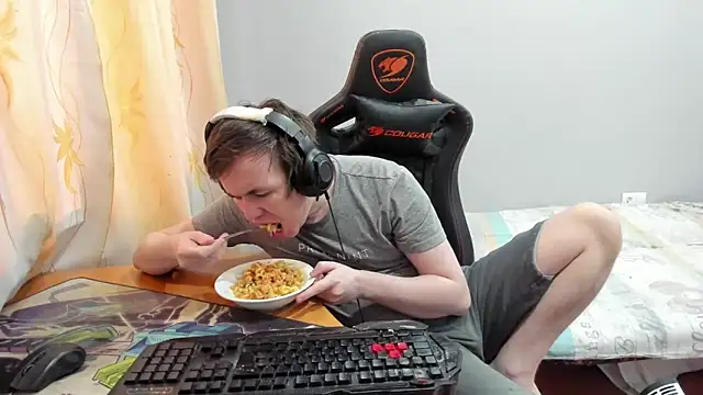 iliaskrislove webcam