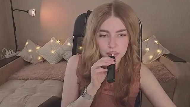 ViolettaLopez webcam