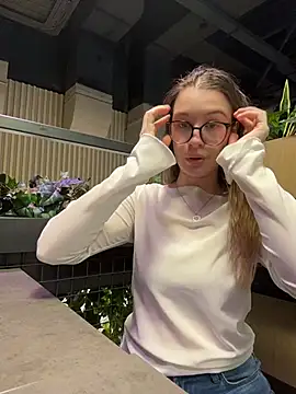 SashaCatt from StripChat is Freechat