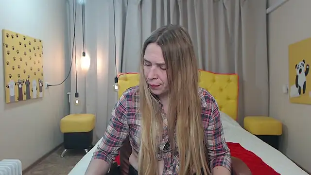 TessaDaybreak webcam