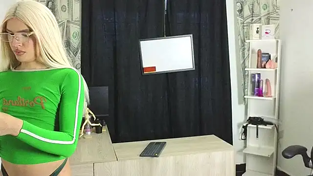 Playboy_trans0 webcam