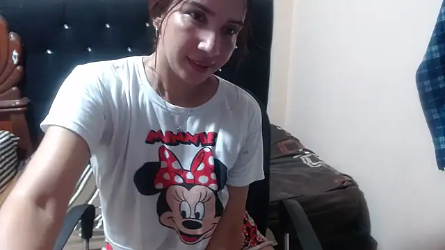 Ainhoa-DTY webcam