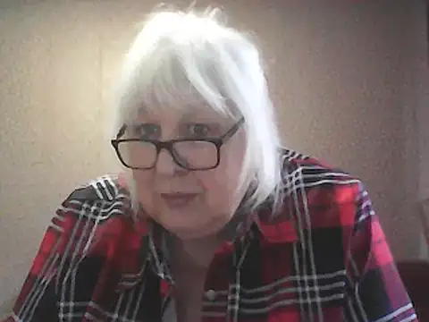 alexia64231 - Alexia64231's free webcam - UK Sex Cams