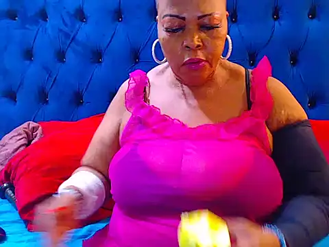 ebonycandy10 - Ebonycandy10's free webcam - UK Sex Cams