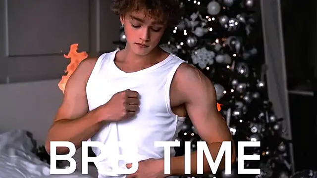 ChaseMuscular webcam