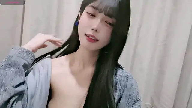 美女sansan-666在线直播