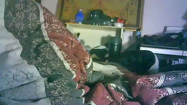 ON3YOULLN3VER_FIR3 webcam