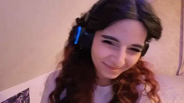 Blissmissataeses webcam