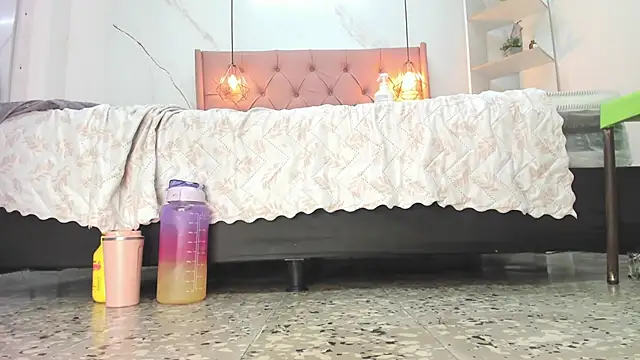 Belle_Brunette webcam