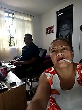 hotandfierylatin... Live Webcam on Stripchat