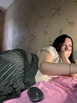 Naughtbaby_2025 webcam