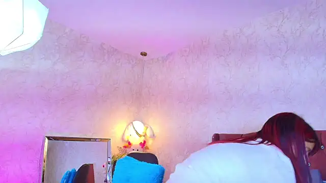 NicolleTaylor webcam