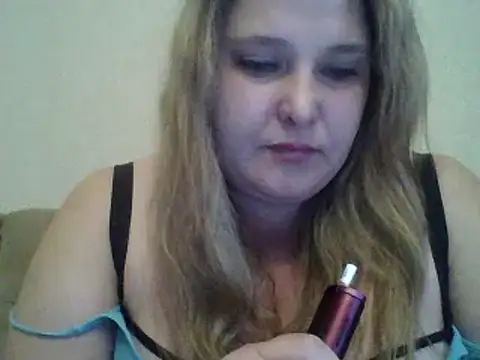 parismimi - ParisMimi's free webcam - UK Sex Cams