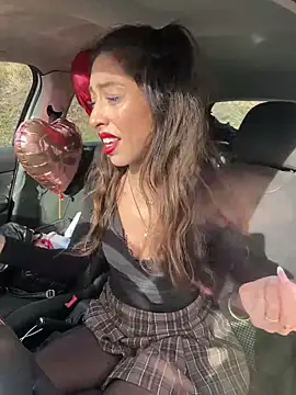 Amani_thewolf webcam