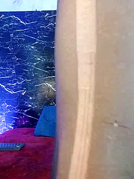 crislingery_dolli webcam