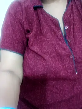 Tamil_aishu09 webcam
