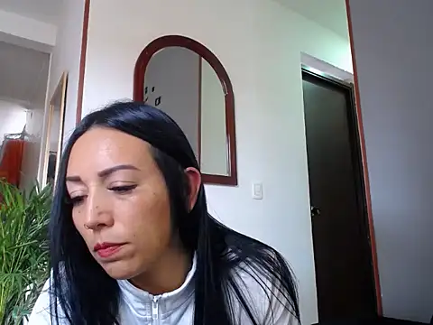 Laura_martin_ webcam