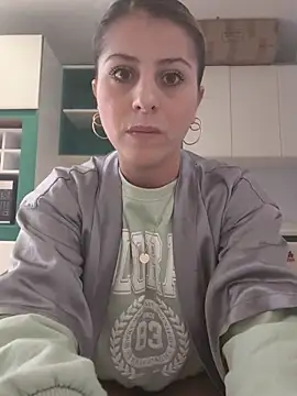 Nahiajhonson_ webcam