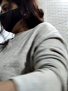 Webcam Model (illay_love)  is live.Free join now!