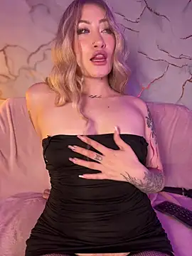 Lally_Valencia__ webcam